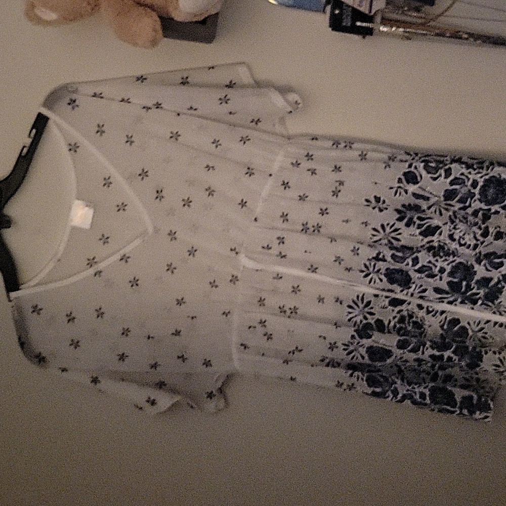 Maternity top size XL